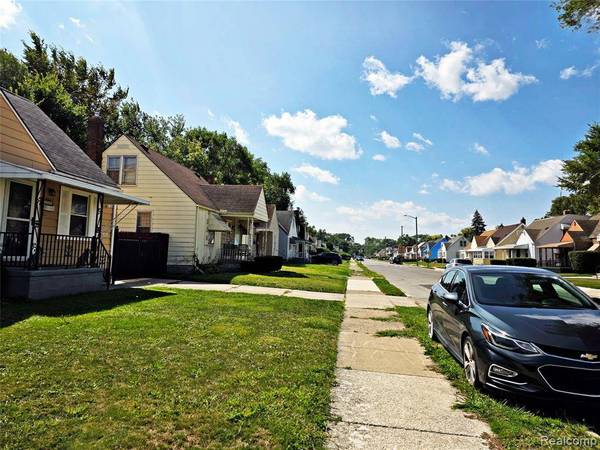 3519 S Bassett Street, Detroit, MI 48217