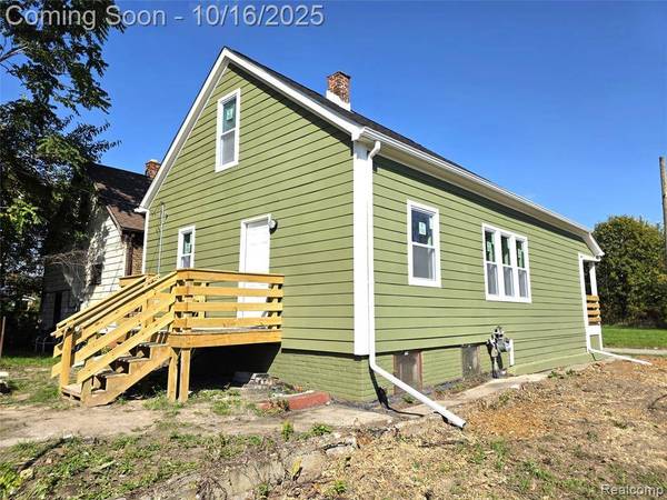 5855 Hurlbut Street, Detroit, MI 48213