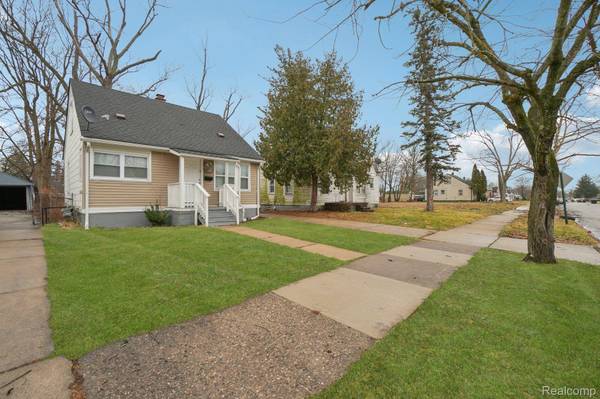 9072 Burt RD, Detroit, MI 48228