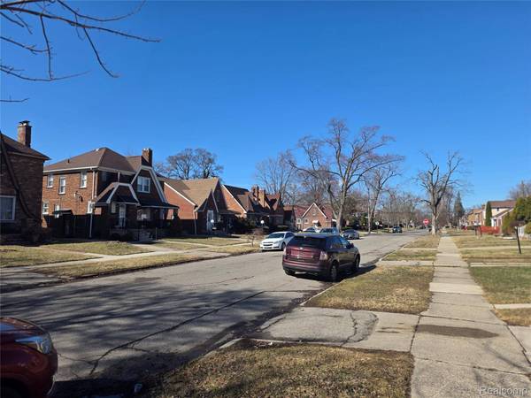 15356 Robson ST, Detroit, MI 48227