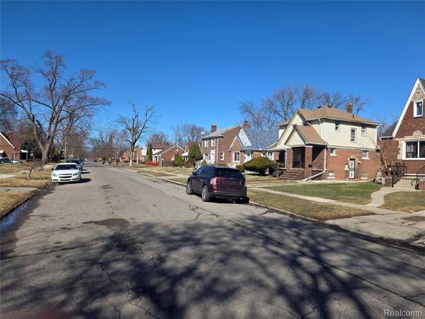 15356 Robson ST, Detroit, MI 48227