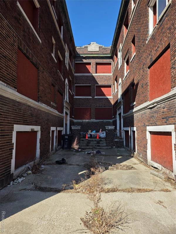 1408 Lee PL, Detroit, MI 48206