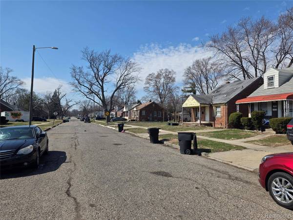 14981 Flanders ST, Detroit, MI 48205