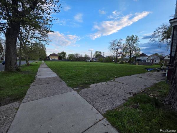 3439 Cadillac BLVD, Detroit, MI 48214