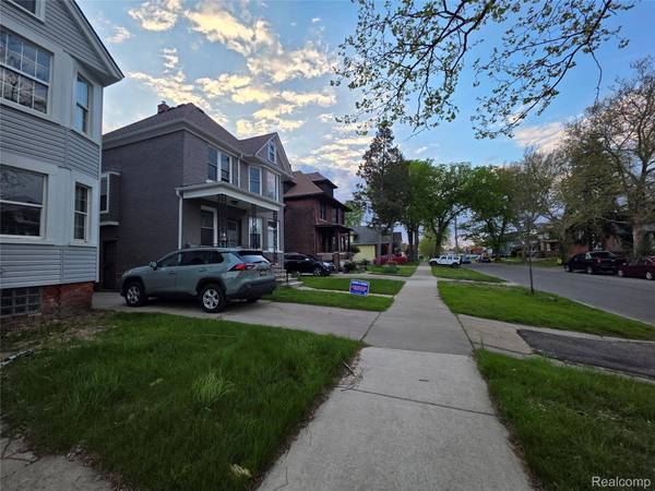 3439 Cadillac BLVD, Detroit, MI 48214