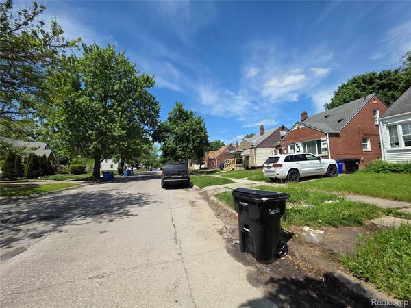 6526 Heyden ST, Detroit, MI 48228
