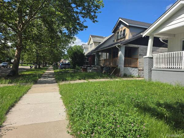 18608 Greeley St, Detroit, MI 48203