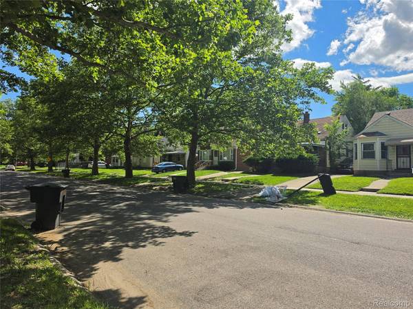 18608 Greeley St, Detroit, MI 48203