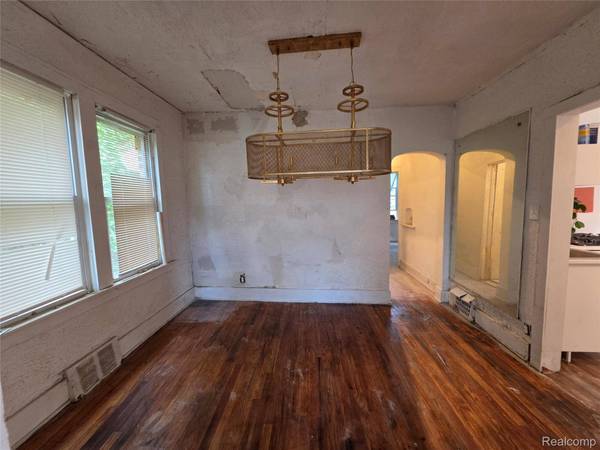 3337 Kendall ST, Detroit, MI 48238