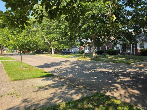 11441 McKinney ST, Detroit, MI 48224