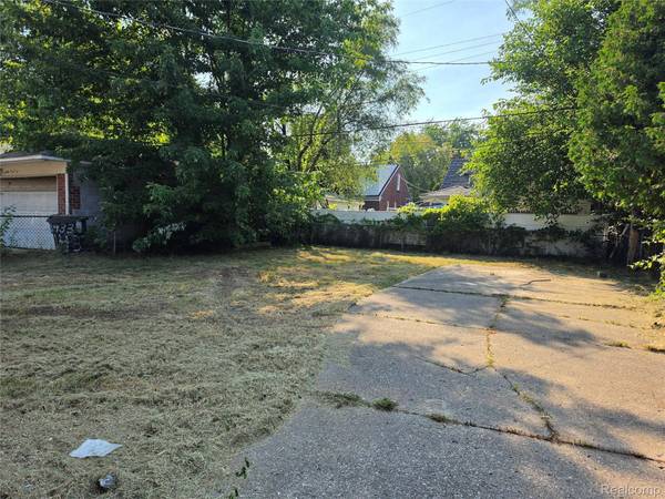 11441 McKinney ST, Detroit, MI 48224
