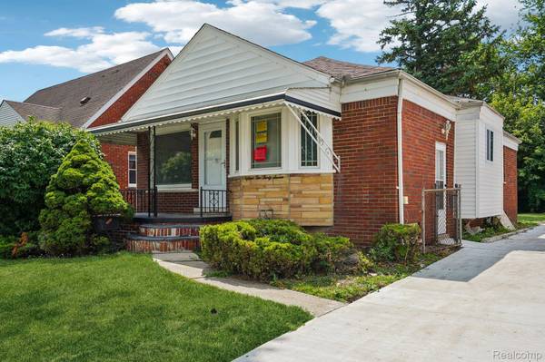 15237 Warwick AVE, Allen Park, MI 48101