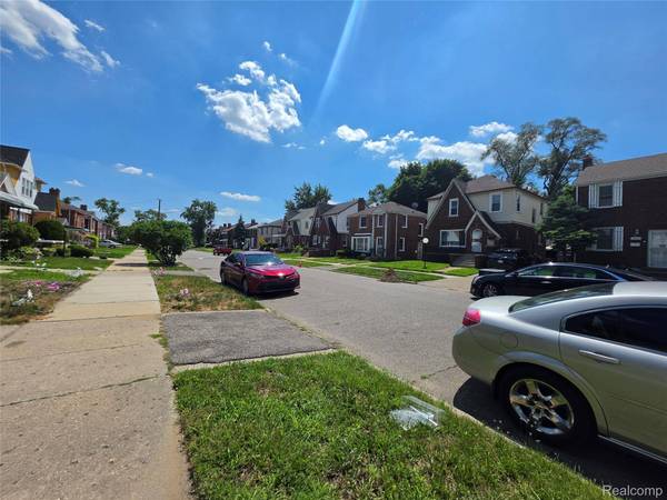 15882 Ilene ST, Detroit, MI 48238