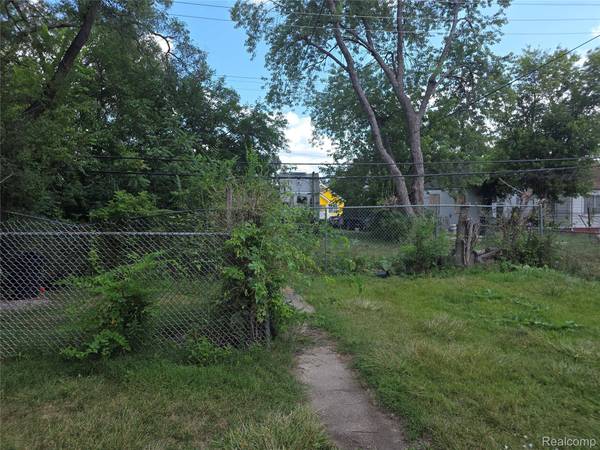 19700 Russell ST, Detroit, MI 48203