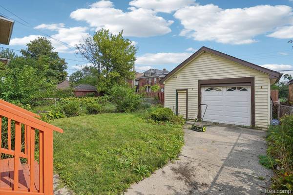 4101 Pasadena ST, Detroit, MI 48238