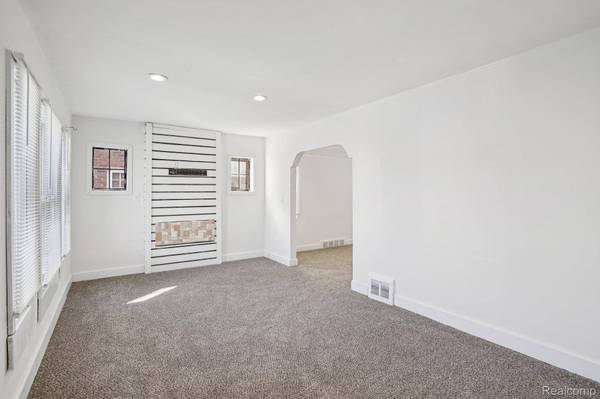 8064 Bliss ST, Detroit, MI 48234