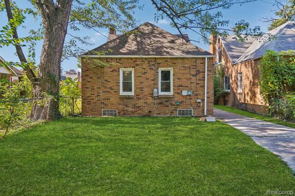 14774 Woodmont AVE, Detroit, MI 48227