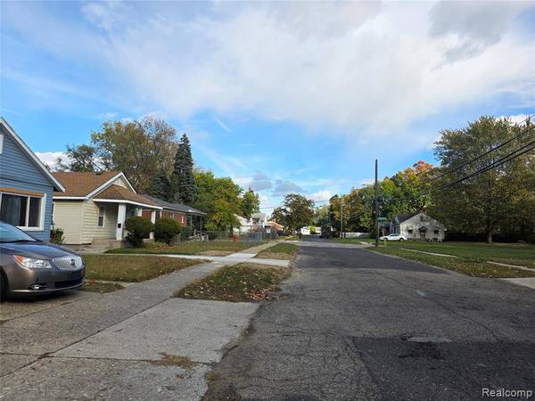 15626 Thatcher Street, Detroit, MI 48235