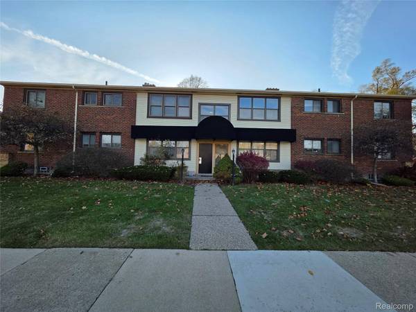 25863 Woodward AVE #204, Royal Oak, MI 48067