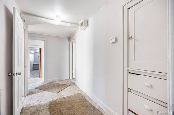 14961 Strathmoor ST, Detroit, MI 48227