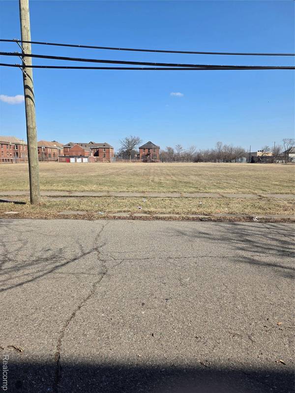 1408 Lee PL, Detroit, MI 48206