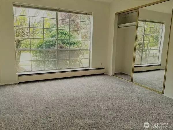 3425 S 176th ST #106, Seatac, WA 98188