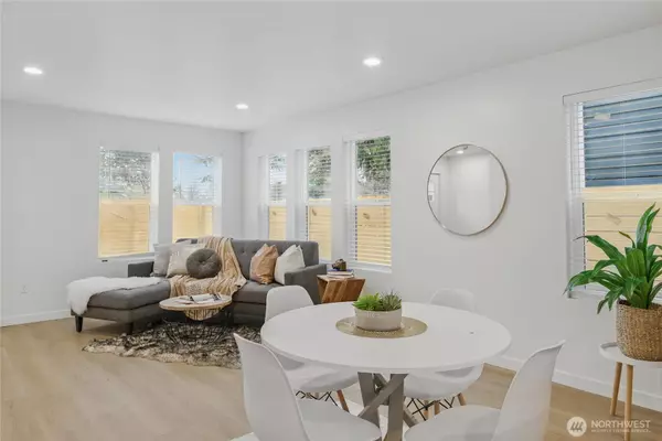 751 S Henderson ST, Seattle, WA 98108