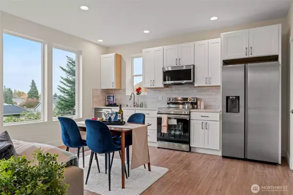 8610 37th AVE S, Seattle, WA 98118