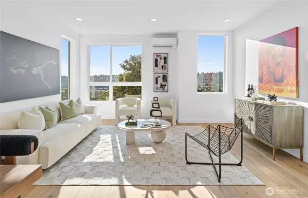 2538 14th AVE W #A, Seattle, WA 98119