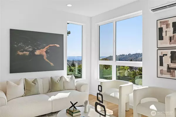 2538 14th AVE W #E, Seattle, WA 98119