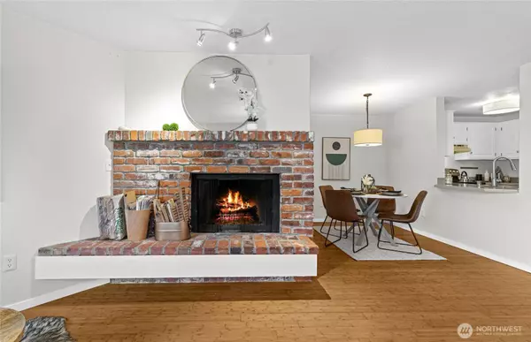 303 13th AVE E #102, Seattle, WA 98102