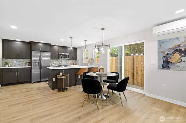 1401 N 137th ST, Seattle, WA 98133