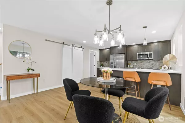 1401 N 137th ST, Seattle, WA 98133