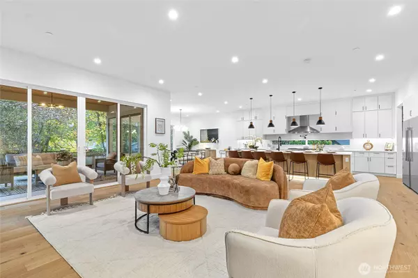 218 163rd PL SE, Bellevue, WA 98008