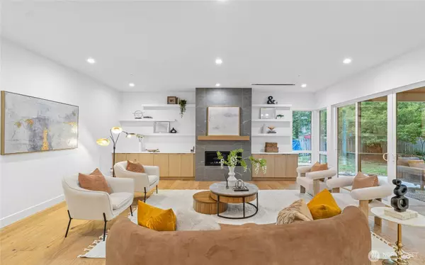 218 163rd PL SE, Bellevue, WA 98008