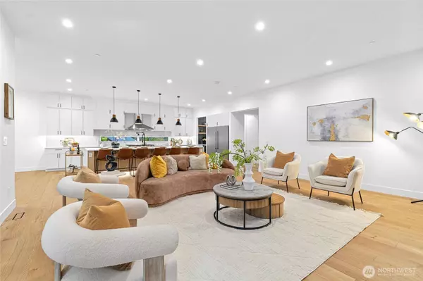 218 163rd PL SE, Bellevue, WA 98008