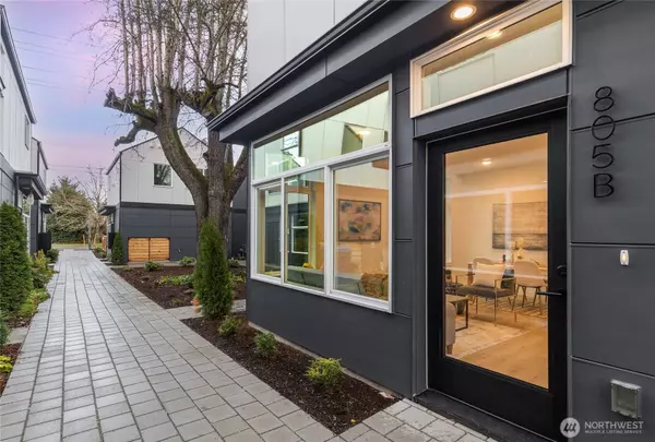 805 S Sullivan ST #B, Seattle, WA 98108