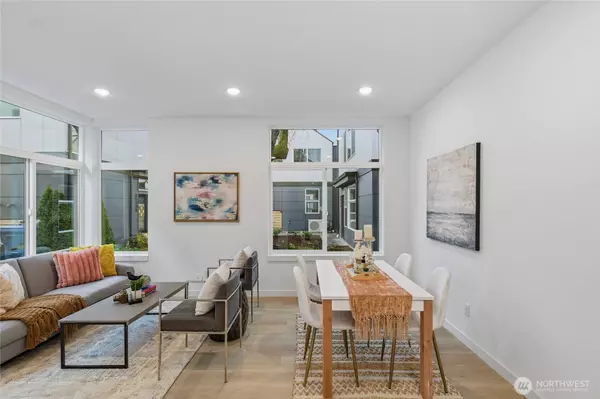 805 S Sullivan ST #B, Seattle, WA 98108