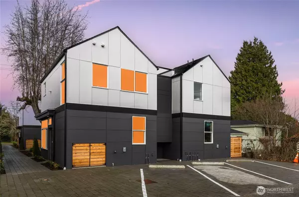 805 S Sullivan ST #B, Seattle, WA 98108