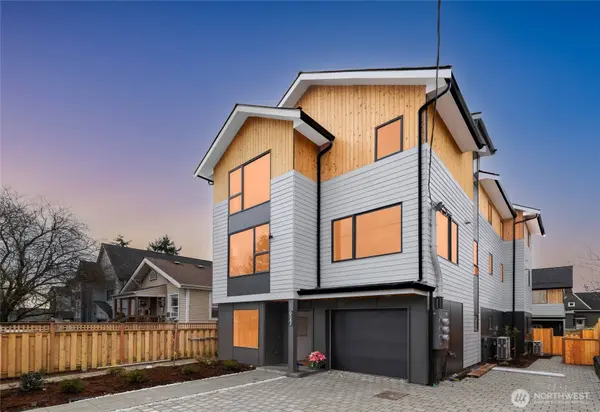 6547 11th AVE NW, Seattle, WA 98117