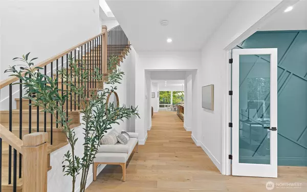 218 163rd PL SE, Bellevue, WA 98008