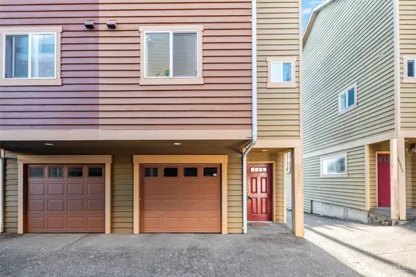 11211 Greenwood AVE N #C, Seattle, WA 98133