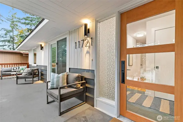 11721 24th AVE NE, Seattle, WA 98125