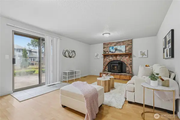 16011 2nd PL W, Lynnwood, WA 98087