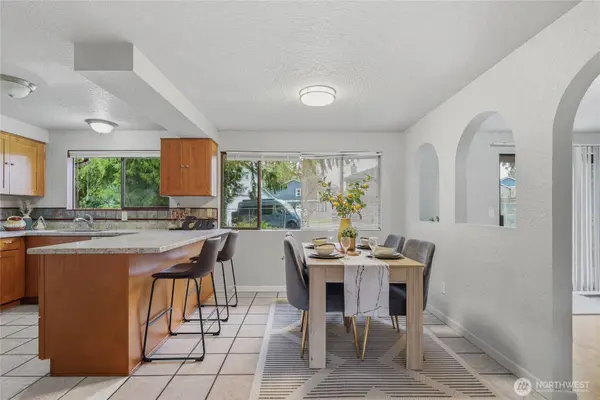 16011 2nd PL W, Lynnwood, WA 98087