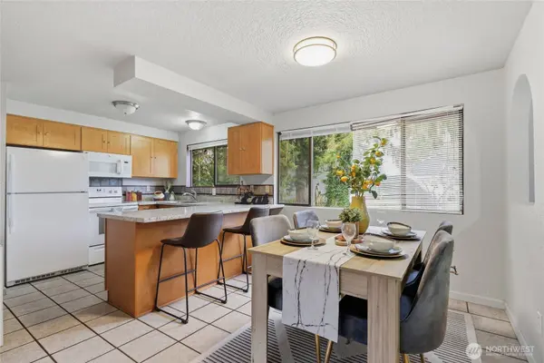 16011 2nd PL W, Lynnwood, WA 98087