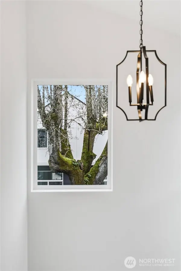 809 S Sullivan ST #B, Seattle, WA 98108