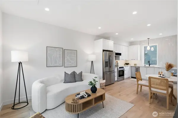 6507 19th AVE NW, Seattle, WA 98117