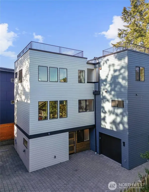 11733 Durland AVE NE #B, Seattle, WA 98125