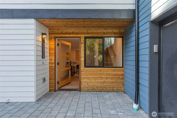11733 Durland AVE NE #B, Seattle, WA 98125